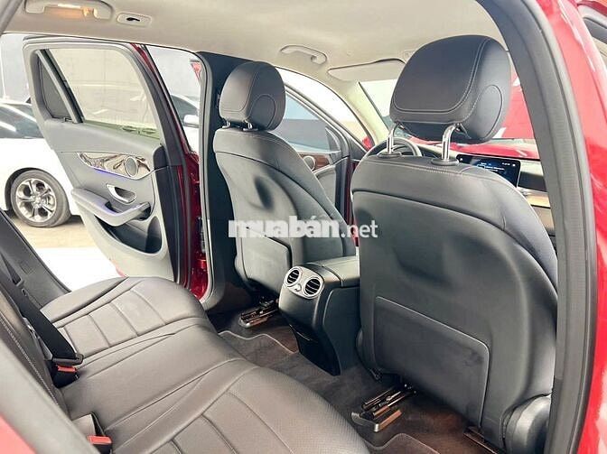 MERCEDES GLC 200 2022, ODO 63.660KM