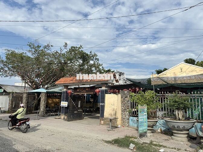Bán nhanh nền sát chợ Mỹ Luông