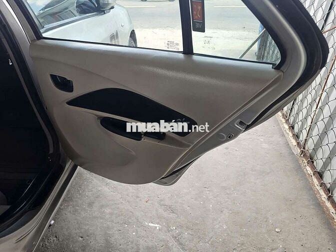 Toyota Vios 2009 Số sàn Bạc