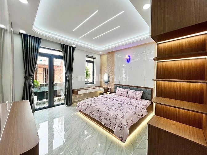 NHÀ 5,5 TẤM CÓ THANG MÁY – KHU NHÀ LẦU VIP, P. TÂN THỚI HIỆP (Quận 12)