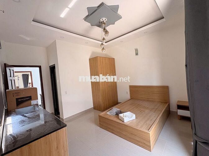 Khai trương phòng mới - ban công - rộng thoáng gần KCX