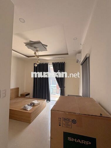 Khai trương phòng mới - ban công - rộng thoáng gần KCX