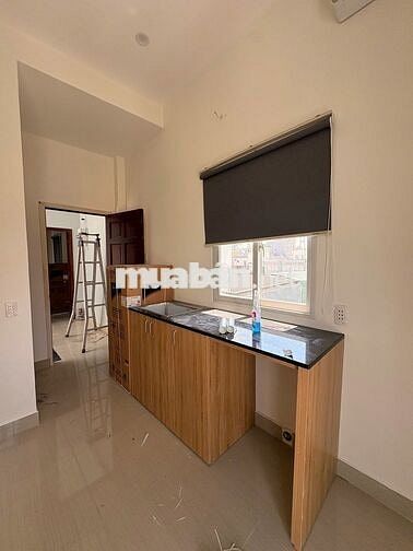 Khai trương phòng mới - ban công - rộng thoáng gần KCX