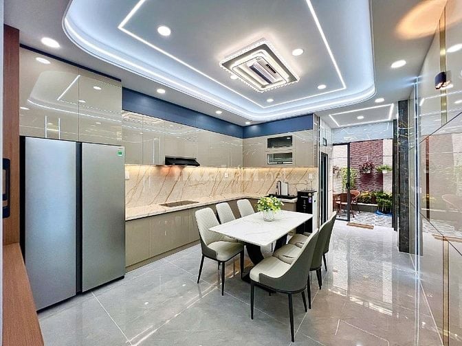 NHÀ 5,5 TẤM CÓ THANG MÁY – KHU NHÀ LẦU VIP, P. TÂN THỚI HIỆP (Quận 12)