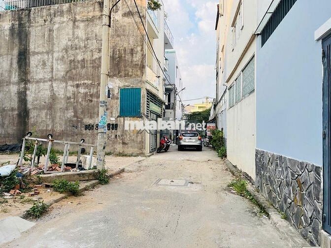 NGỘP CẦN BÁN GẤP LÔ ĐẤT HẺM 6 MÉT,ĐƯỜNG SỐ 9,NGANG 7,7 X 12,GIÁ 8,1 TỶ