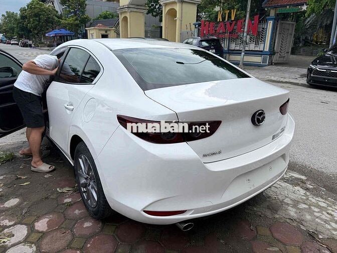 Mazda 3 1.5L Deluxe sản xuất 2020