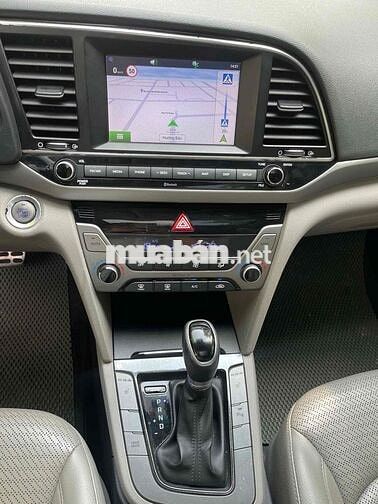 Hyundai Elantra 2.0 GLS sản xuất 2016