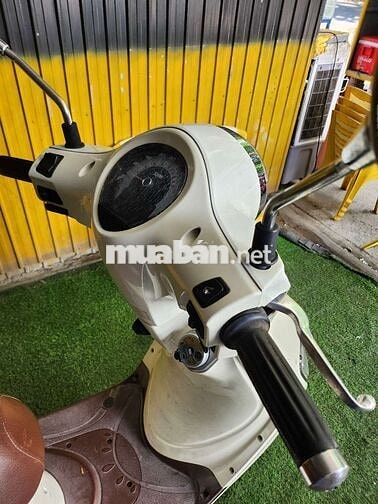 SYM Attila Venus 125 FI Trắng