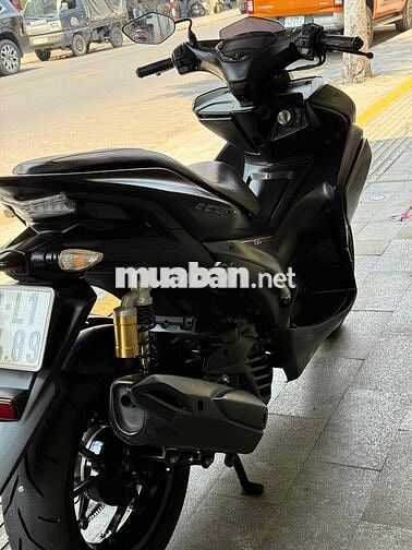 Yamaha NVX 155cc Đen nhám Smartkey