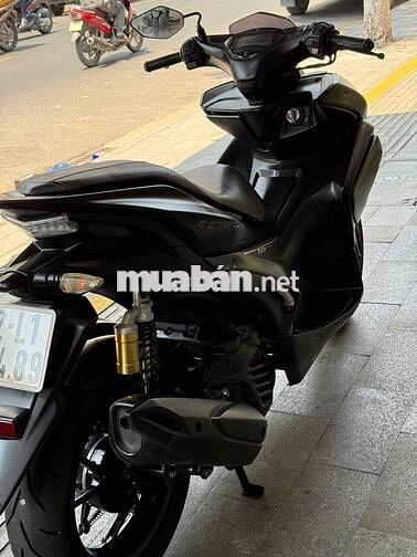 Yamaha NVX 155cc Đen nhám Smartkey