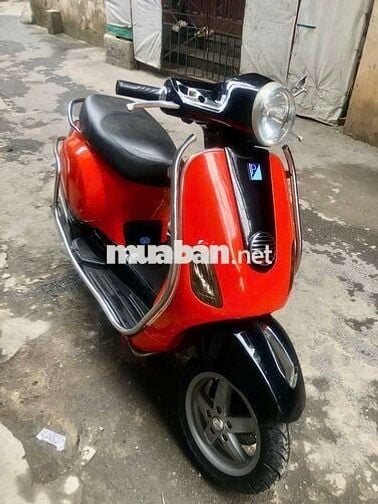 Piaggio Vespa Đỏ đen