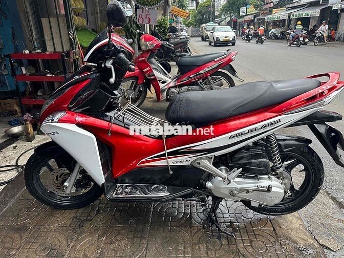 Honda Air Blade Đỏ trắng đen