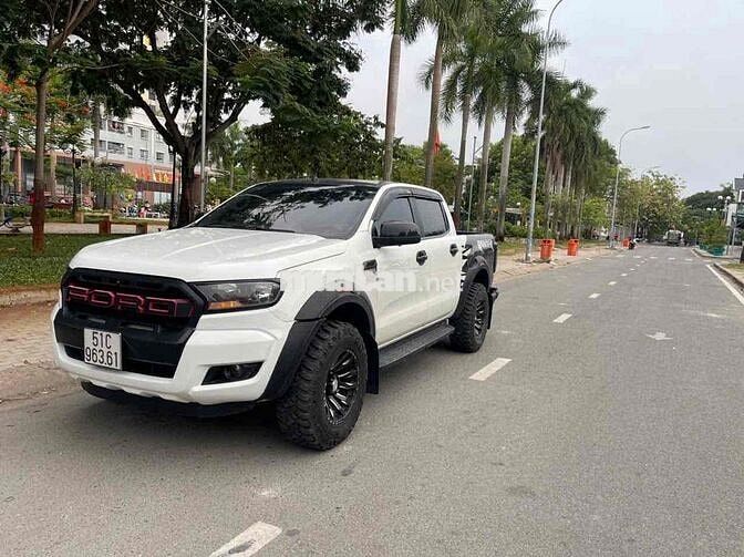 Ford Ranger XLS 2017 Trắng 150000 km