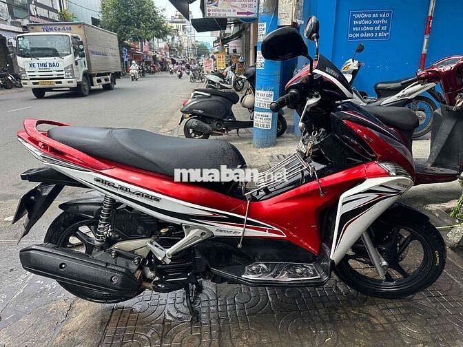 Honda Air Blade Đỏ trắng đen