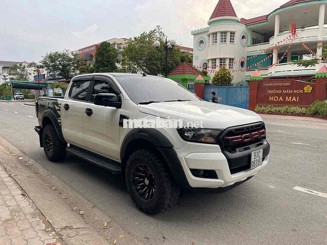 Ford Ranger XLS 2017 Trắng 150000 km