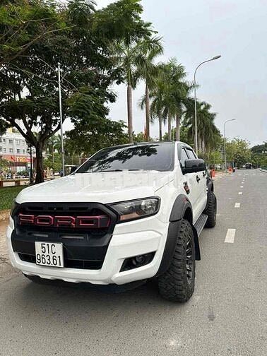 Ford Ranger XLS 2017 Trắng 150000 km