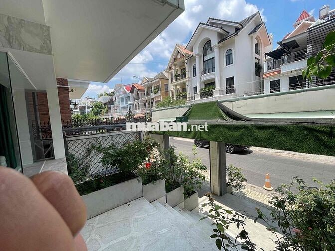 CHO THUÊ VILLA GÓC ĐẸP  KHU HOA ĐÀO  Số 2 Hoa Đào  Ngay khu vực Phan