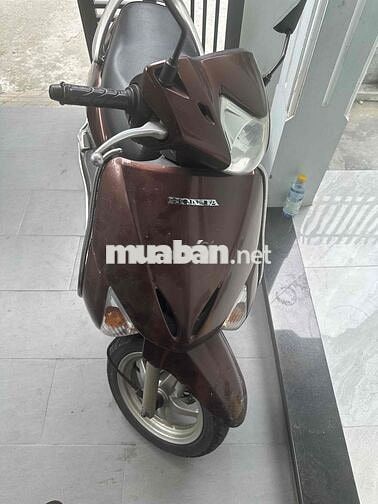 Honda Lead 2012 màu Nâu