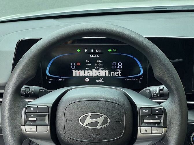 Hyundai Accent 1.5AT 2025 Lướt 18.000km Như Mới