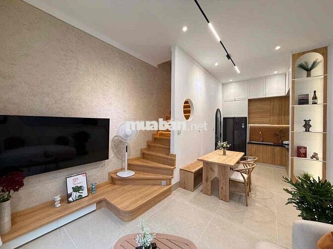 CHO THUÊ NHÀ - HẺM SỐ 43 PHÙNG CHÍ KIÊN - NHÀ MỚI 100% - FULL NỘI THÂT