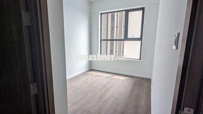HOT! Cho thuê 2PN 2W giá 5tr5 có sẵn rèm bếp hút mùi 