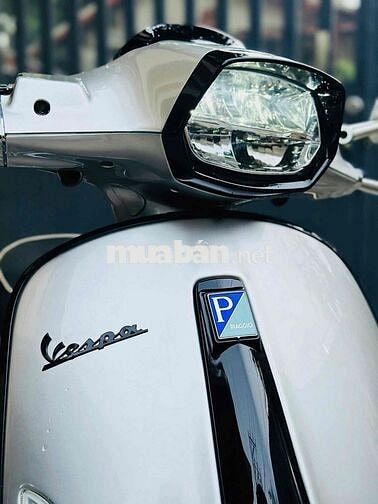 Piaggio Vespa Sprint 125cc IGET ABS 2022 Bạc