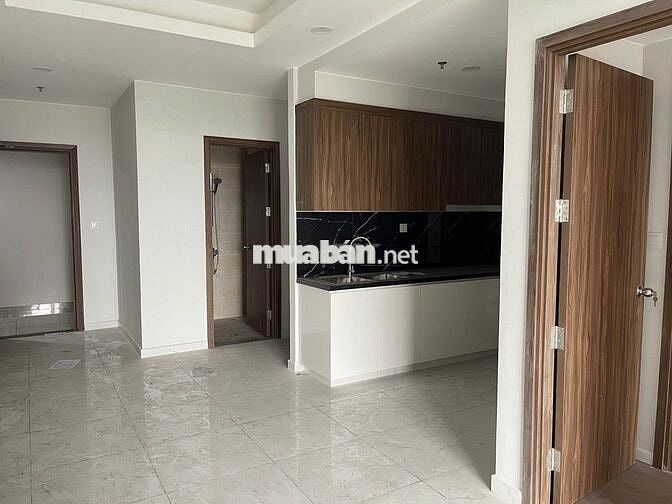 HOT! Cho thuê 2PN 2W giá 5tr5 có sẵn rèm bếp hút mùi 