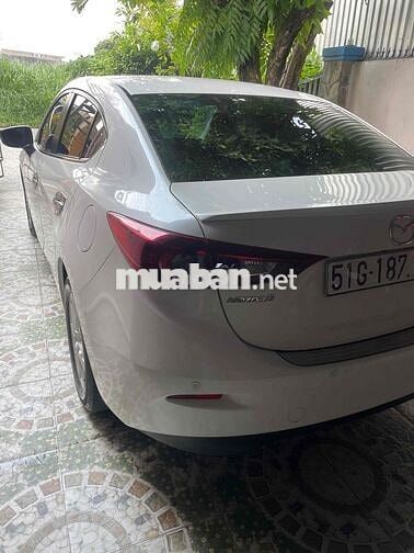 Mazda 3 Trắng 5 chỗ