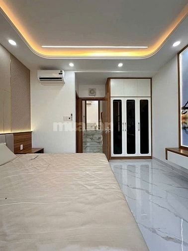 Nhà Full Nội Thất_ 1/ Hương Lộ 2: 4mx15m đúc 1 lửng 3 lầu, giá TL