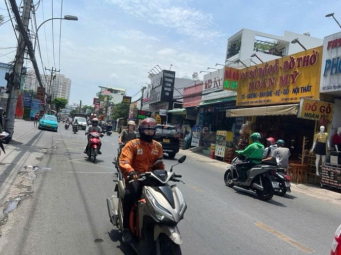 Bán nhà 135m trệt 1 lầu đg Nguyễn Duy Trinh Q2