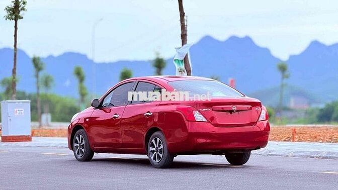 Nissan Sunny 2015 MT Đỏ
