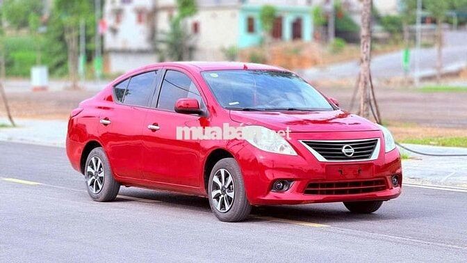 Nissan Sunny 2015 MT Đỏ