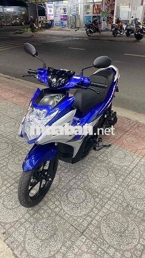 Yamaha Novo 6 Xanh Bạc