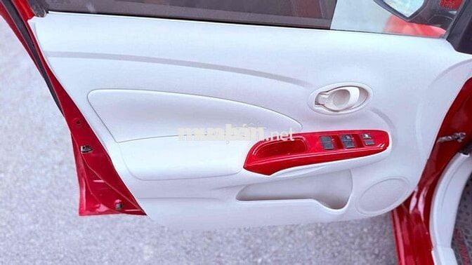 Nissan Sunny 2015 MT Đỏ