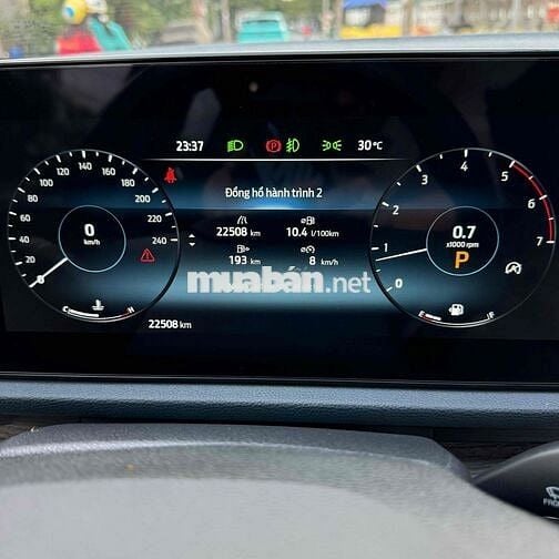 Territory Titanium X 2024 lướt 2v sơn zin 99%