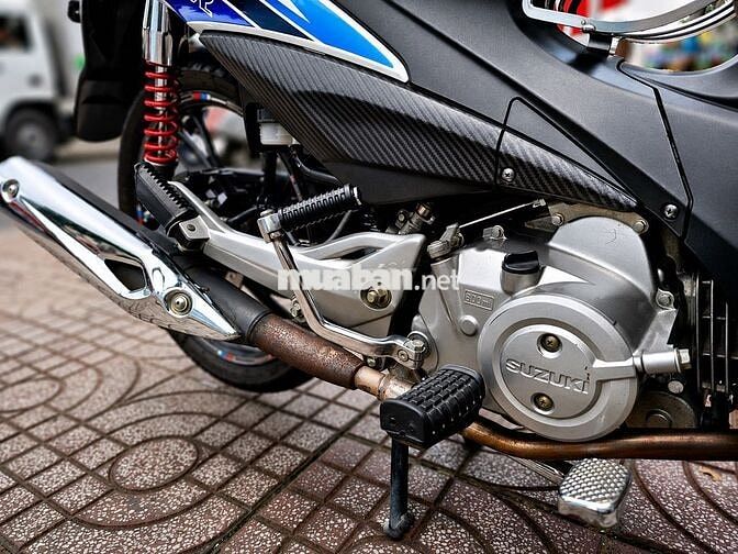 Suzuki Axelo Xanh Đỏ Trắng