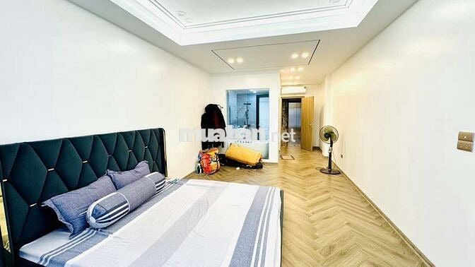 NHÀ ĐẸP NGUYỄN VĂN CỪ - 5 TẦNG DÂN XÂY - Ô TÔ VÀO NHÀ -GIÁ NHỈNH 9 TỶ