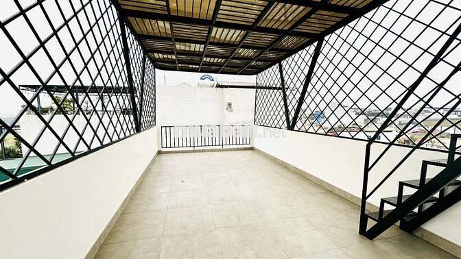 NHÀ ĐẸP NGUYỄN VĂN CỪ - 5 TẦNG DÂN XÂY - Ô TÔ VÀO NHÀ -GIÁ NHỈNH 9 TỶ