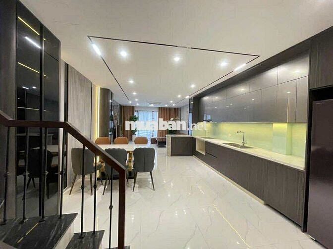 NHÀ ĐẸP BỒ ĐỀ - NHÀ 6 TẦNG THANG MÁY - Ô TÔ VÀO NHÀ - GIÁ CHỈ HƠN 9 TỶ