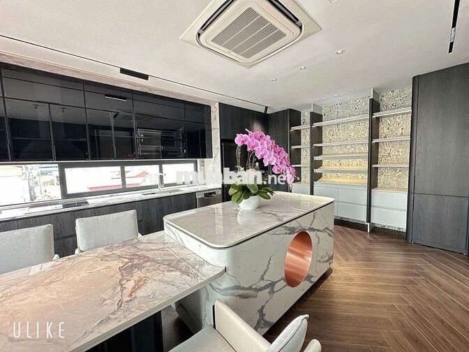 BÁN NHÀ NGÔ GIA TỰ - NHÀ 6 TẦNG THANG MÁY - Ô TÔ VÀO NHÀ -GIÁ HƠN 8 TỶ