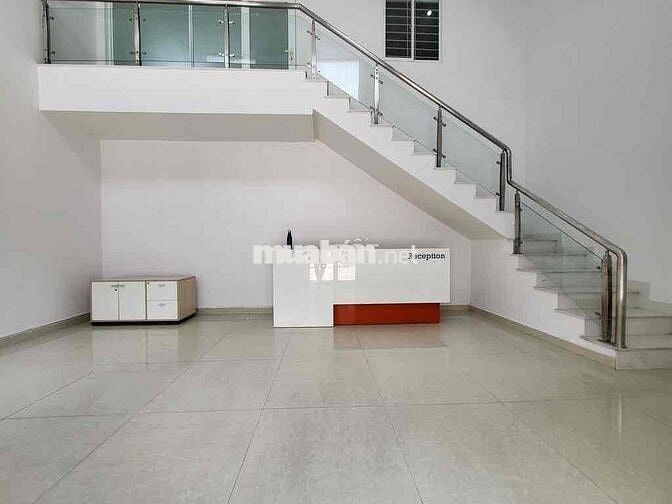 Nhà mặt tiền 7*13; có sân tiện KINH DOANH