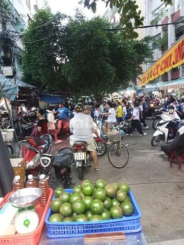 MT Huỳnh Văn Chính Tân Phú – ngang 5m – đối diện chung cư, gần chợ