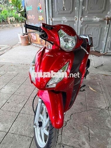 Honda Vision 2016 màu Đỏ
