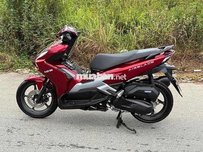 AB 2025 odo 3 ngàn cây 2 gương 2 chìa khoá đầy đủ