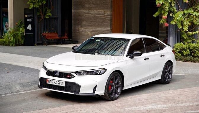 CIVIC RS HEV 2025, ODO: 5.000KM, SƠN ZIN CẢ XE