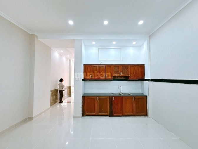 BÁN NHÀ KIỀU ĐÀM Q7 – XE HƠI NGỦ TRONG NHÀ – 5x18m – 4 TẦNG – CHỈ 12.8