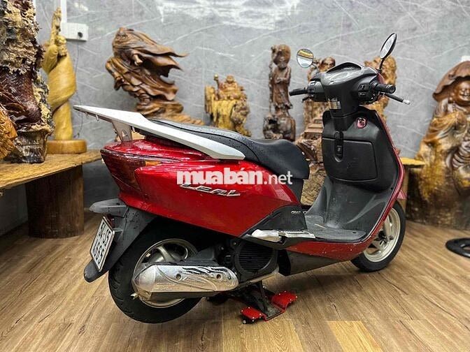 Honda Lead biển sg dàn áo liền lạc, máy chạy đầm