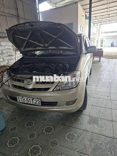 Toyota Innova 2006 G Vàng cát