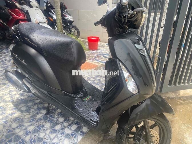 Yamaha Grande màu Đen