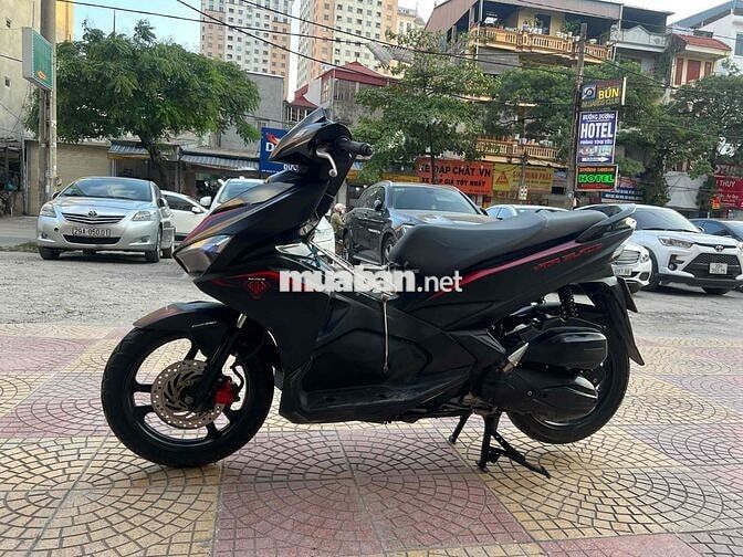 Honda Air Blade Đen